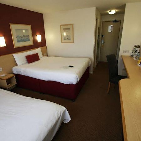Days Inn By Wyndham London Stansted Airport Birchanger Exteriér fotografie
